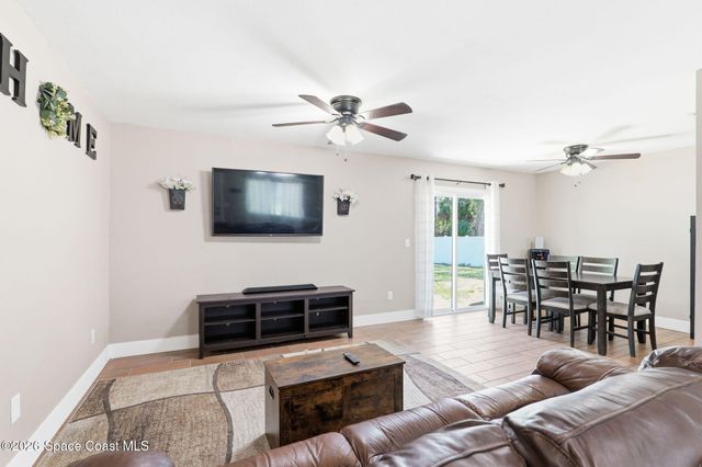 289 San Remo Road SW, Palm Bay, FL 32908