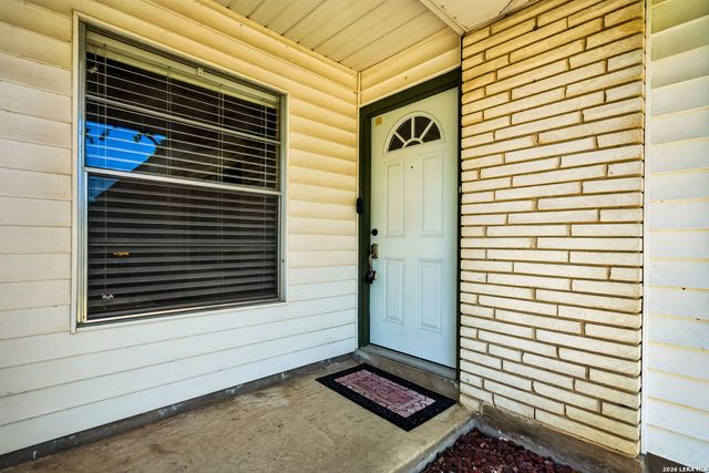 851 BOULDER DR, Universal City, TX 78148