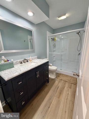 2730 WOODMONT DR, York, PA 17404