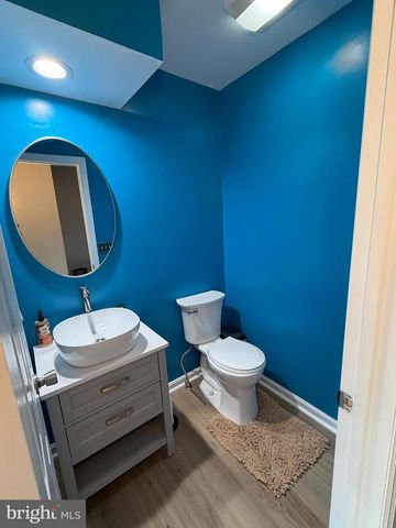 2730 WOODMONT DR, York, PA 17404