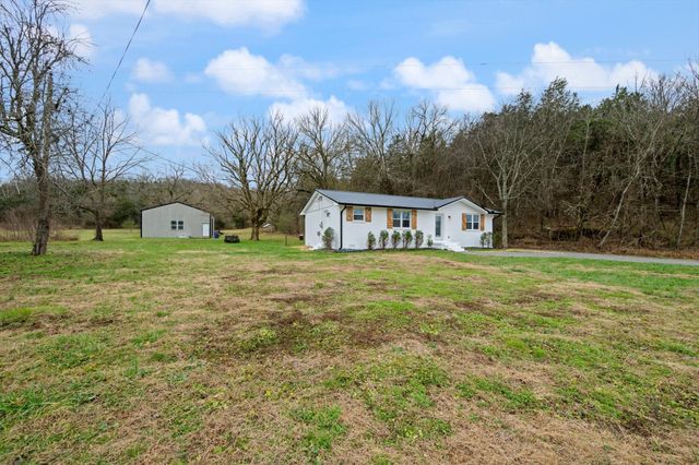 990 Norton Branch Rd, Beechgrove, TN 37018