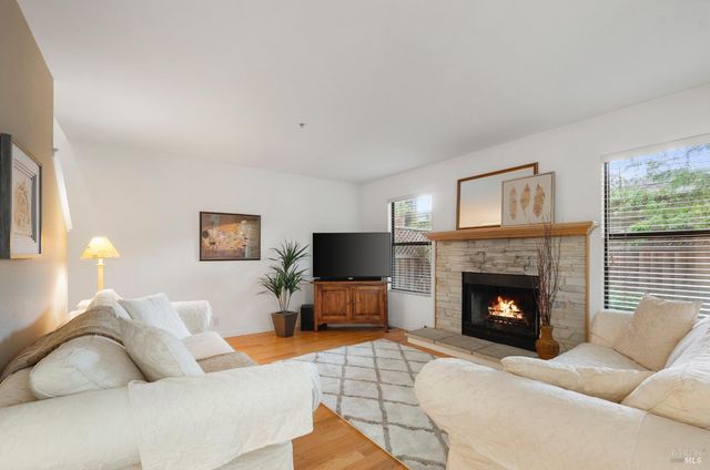 3202 Villa Ln, Napa, CA 94558