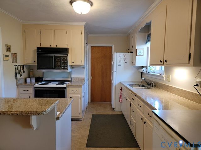 8241 Virginia Ave, West Point, VA 23181