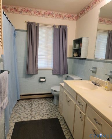 8241 Virginia Ave, West Point, VA 23181