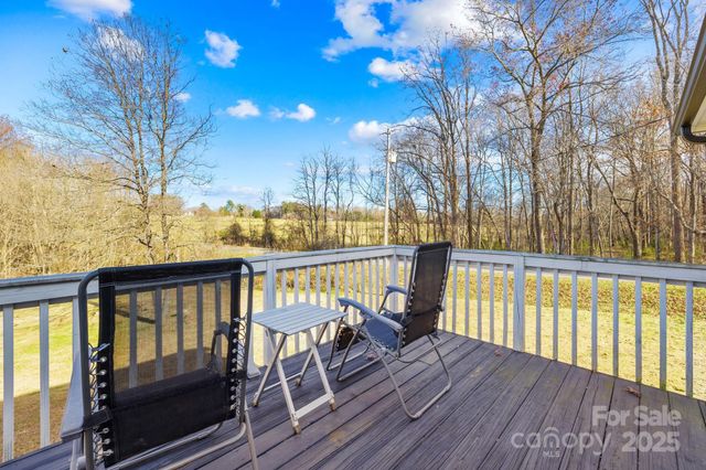 104 Single Oak Drive, Troutman, NC 28166