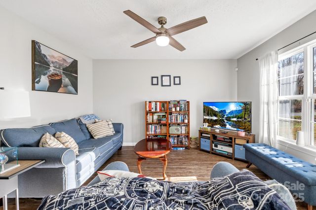 104 Single Oak Drive, Troutman, NC 28166