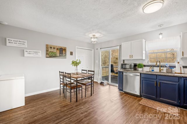 104 Single Oak Drive, Troutman, NC 28166