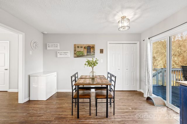 104 Single Oak Drive, Troutman, NC 28166