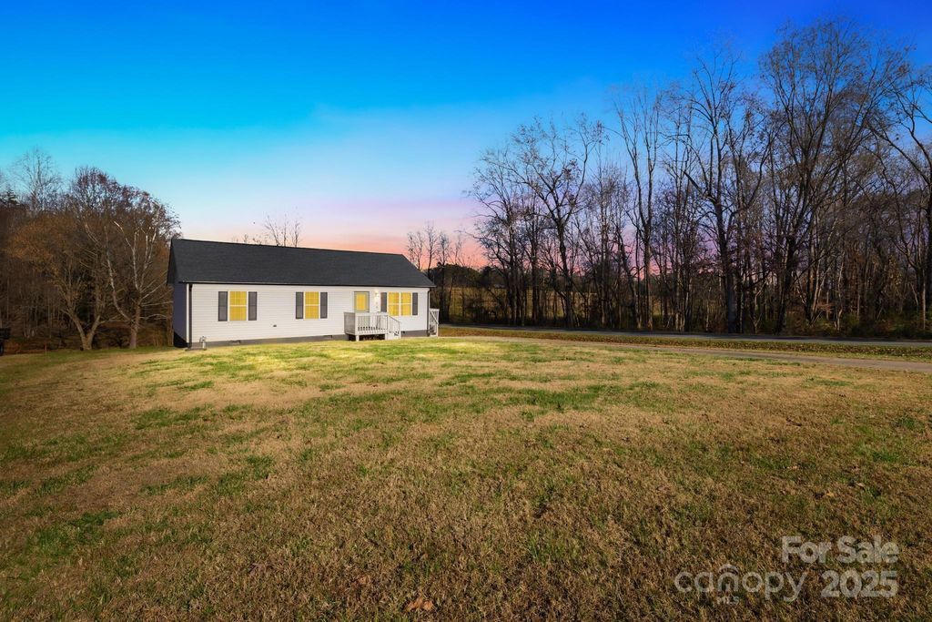 104 Single Oak Drive, Troutman, NC 28166
