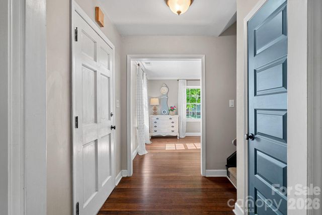 817 Bent Wood Court, Matthews, NC 28105