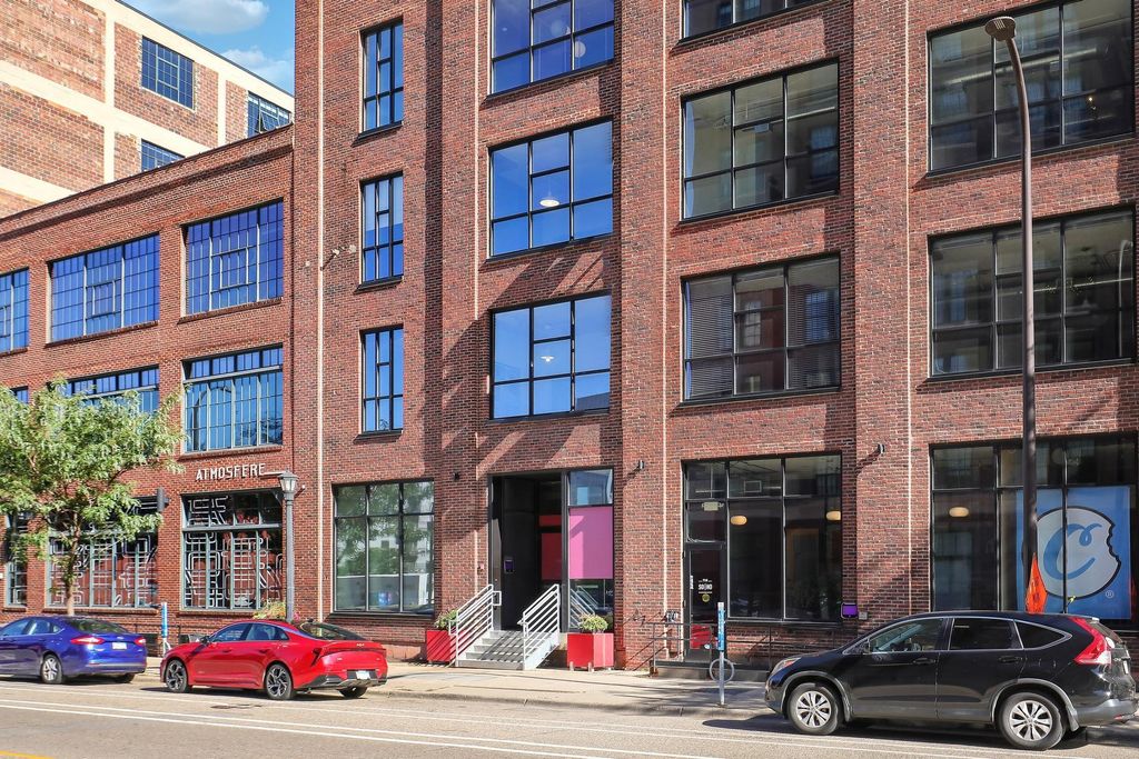 718 Washington Avenue N 301, Minneapolis, MN 55401 — photo 2
