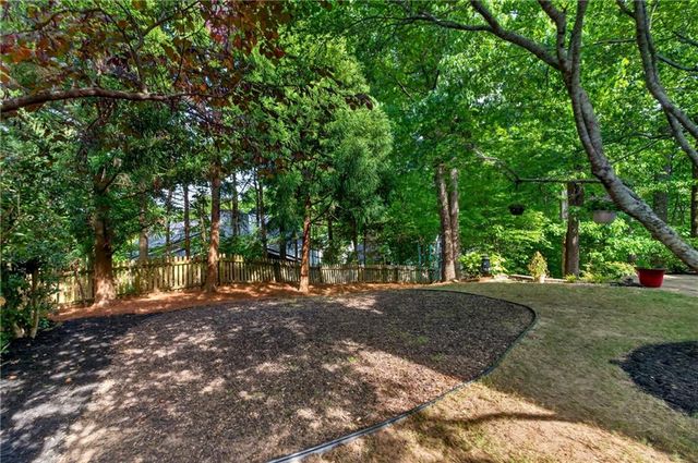 3744 Thunder Way NE, Marietta, GA 30066