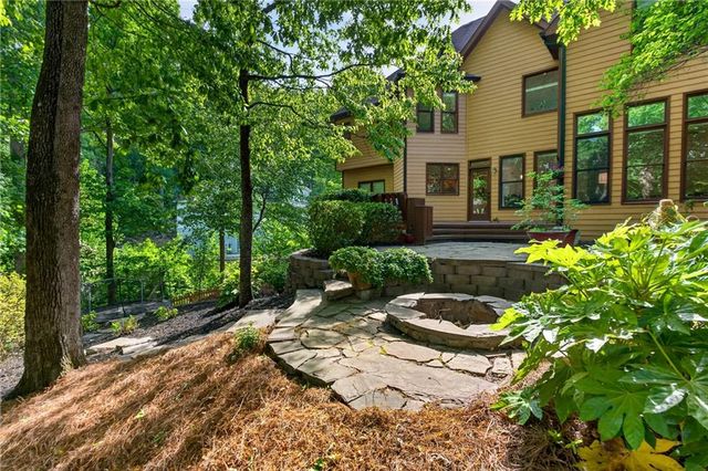 3744 Thunder Way NE, Marietta, GA 30066