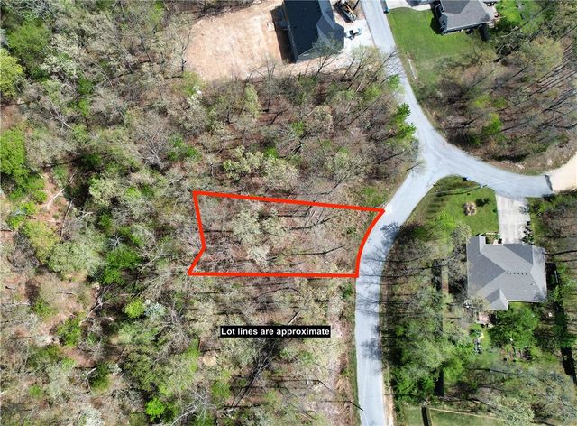 Hamilton Drive, Bella Vista, AR 72715