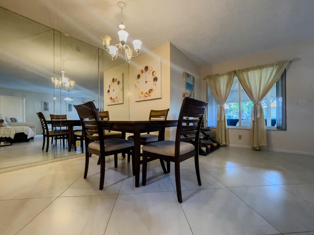 309 Pine Ridge Circle A-1, Greenacres, FL 33463