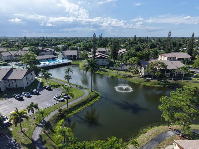309 Pine Ridge Circle A-1, Greenacres, FL 33463