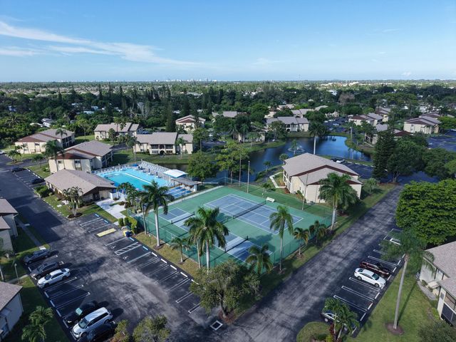 309 Pine Ridge Circle A-1, Greenacres, FL 33463