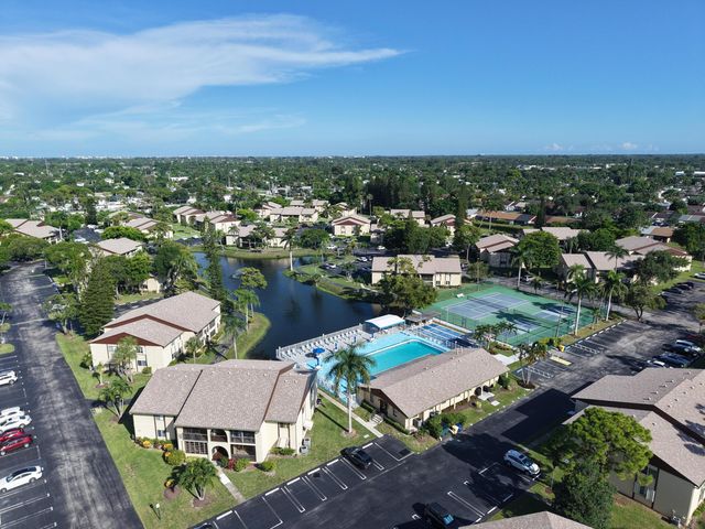 309 Pine Ridge Circle A-1, Greenacres, FL 33463