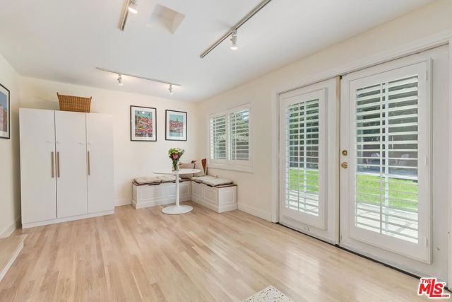 5853 Natick Avenue, Los Angeles, CA 91411