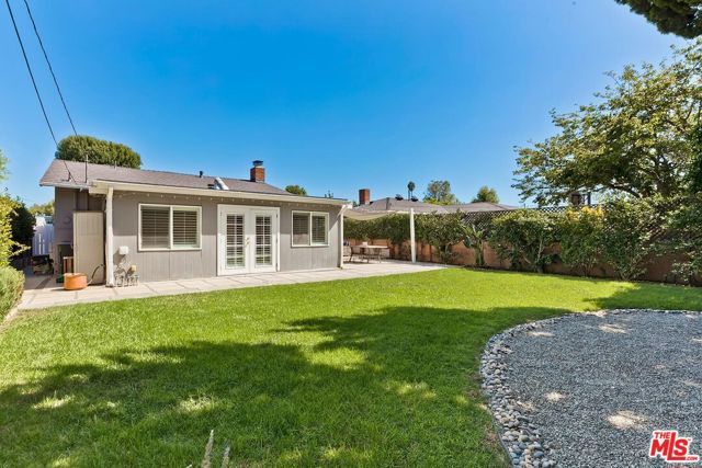 5853 Natick Avenue, Los Angeles, CA 91411