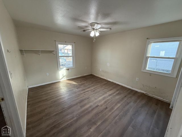 106 S 15th Avenue, Paragould, AR 72450