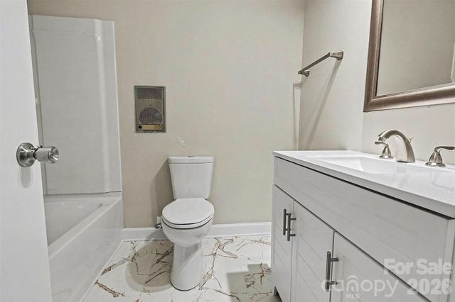 1388 Smith Farm Road, Lincolnton, NC 28092