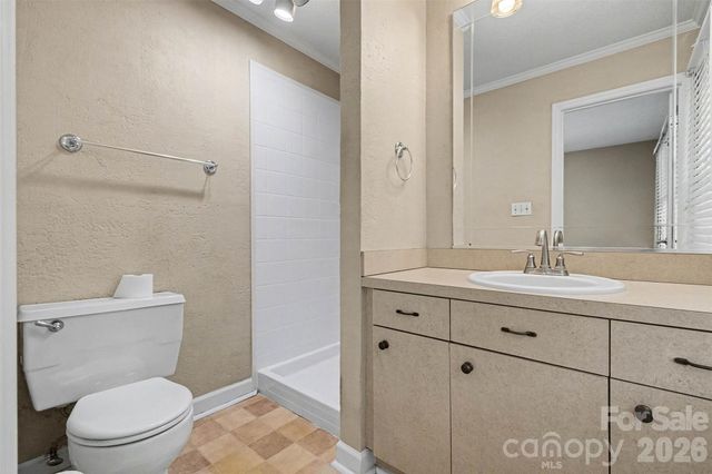 1388 Smith Farm Road, Lincolnton, NC 28092