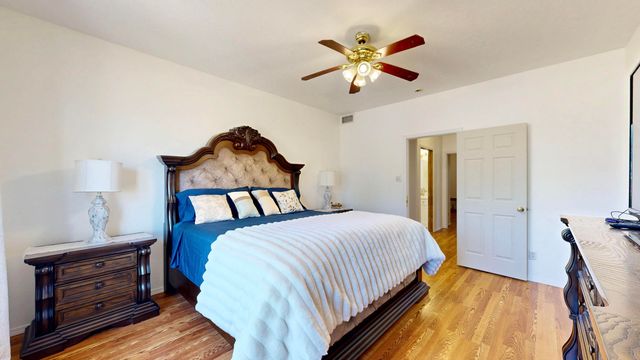 30 Bennett Road, Los Lunas, NM 87031
