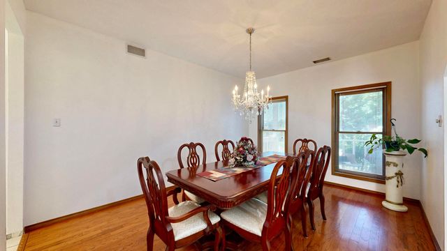 30 Bennett Road, Los Lunas, NM 87031