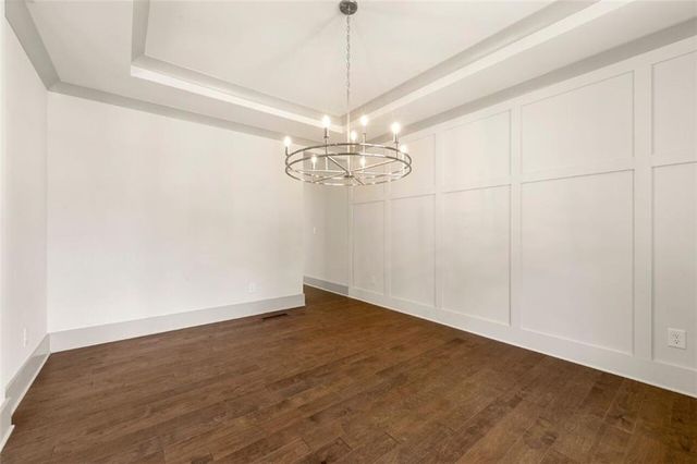 102 Cheval Court, Hoschton, GA 30548