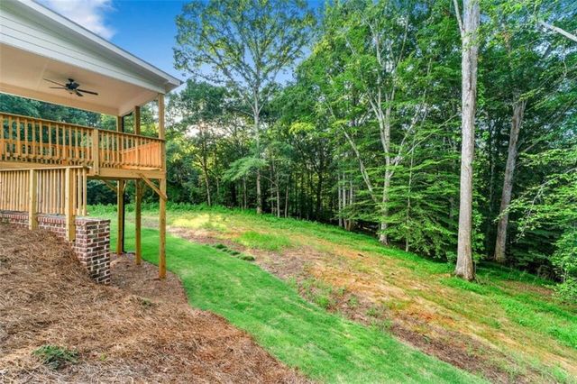 102 Cheval Court, Hoschton, GA 30548