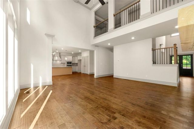 102 Cheval Court, Hoschton, GA 30548