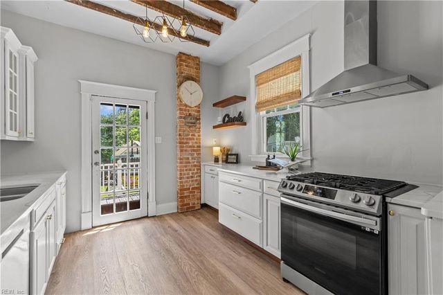 4610 Colonial AVE, Norfolk, VA 23508