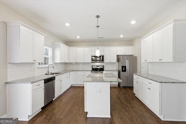 456 Pearson Circle, Hampton, GA 30228