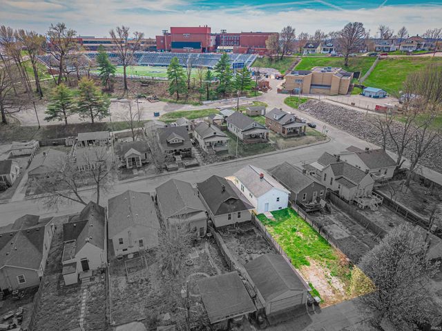 2623 Edgewood Drive, Evansville, IN 47712