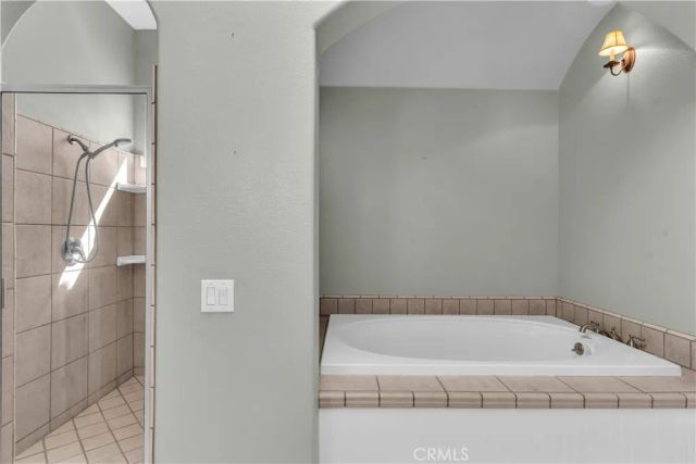 10234 Clover Drive, Oak Hills, CA 92344