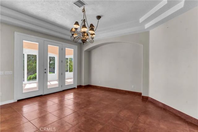 10234 Clover Drive, Oak Hills, CA 92344