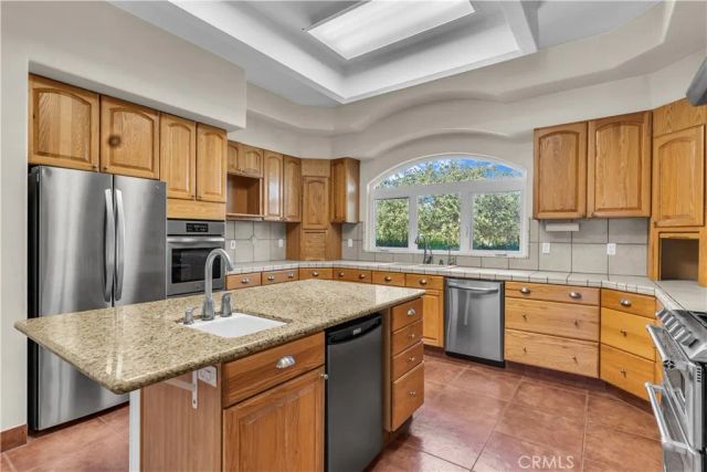 10234 Clover Drive, Oak Hills, CA 92344