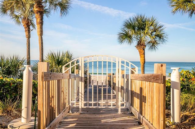 1800 BENJAMIN FRANKLIN DRIVE B1007, Sarasota, FL 34236