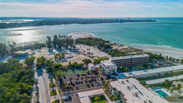 1800 BENJAMIN FRANKLIN DRIVE B1007, Sarasota, FL 34236