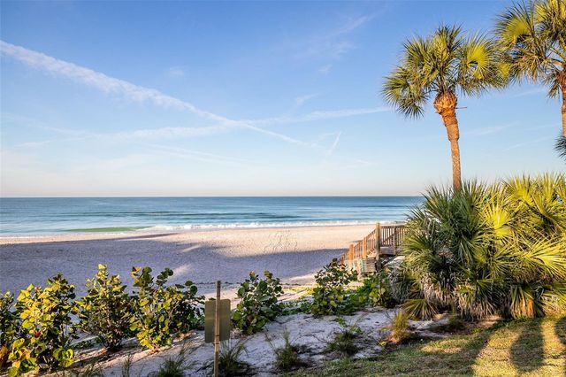 1800 BENJAMIN FRANKLIN DRIVE B1007, Sarasota, FL 34236