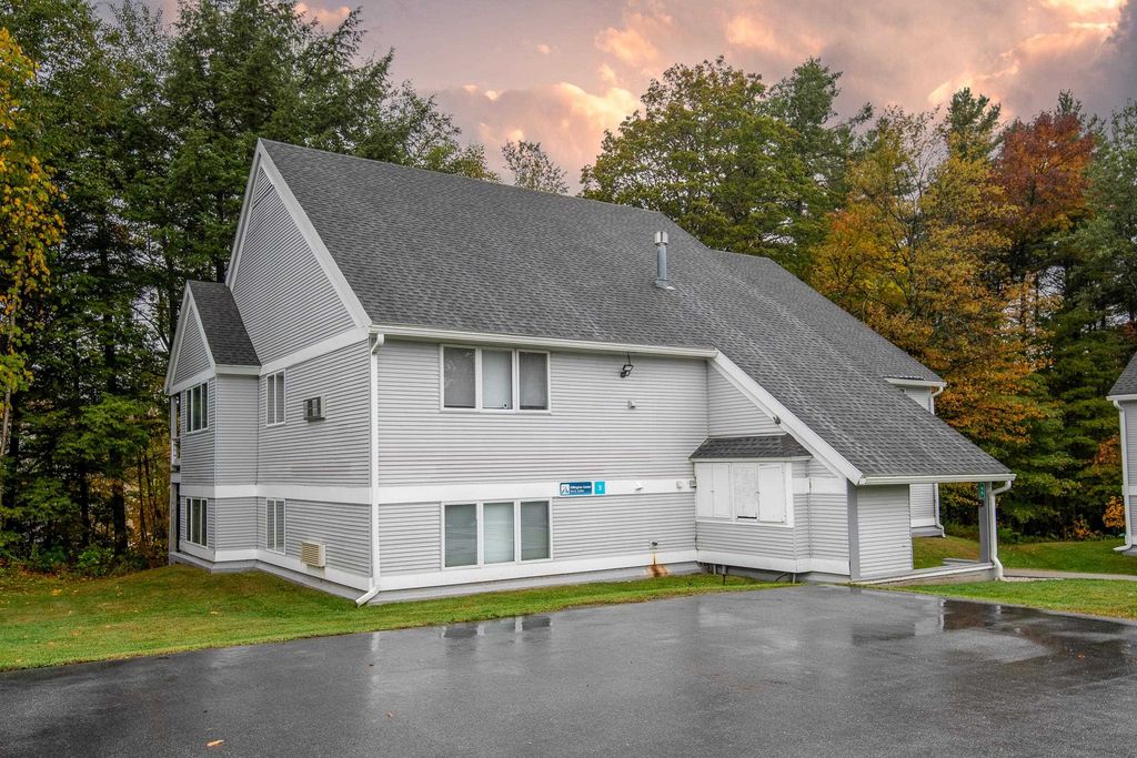 95 Killington Center Drive R32 Unit 322 & 323, Killington, VT 05751