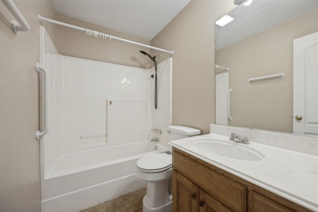 303 Bryant Street, Pottsboro, TX 75076
