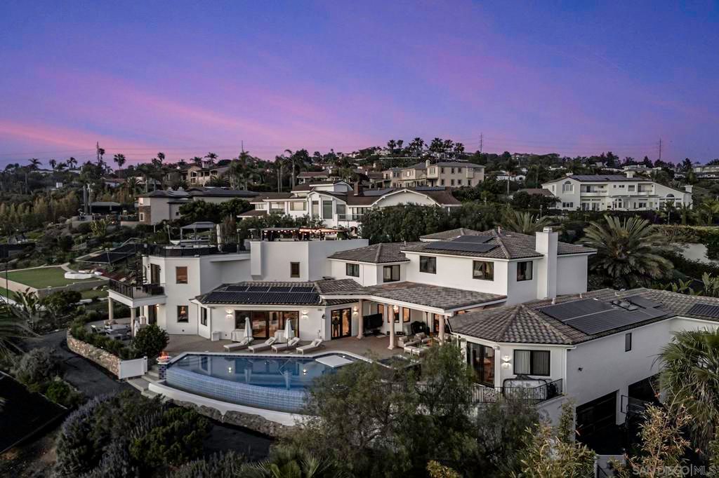 7335 El Fuerte St, Carlsbad, CA 92009