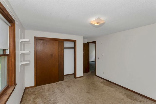 49 Country Club Hts, Monson, MA 01057
