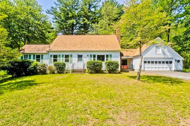 49 Country Club Hts, Monson, MA 01057