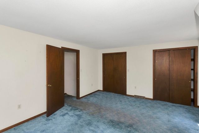 49 Country Club Hts, Monson, MA 01057