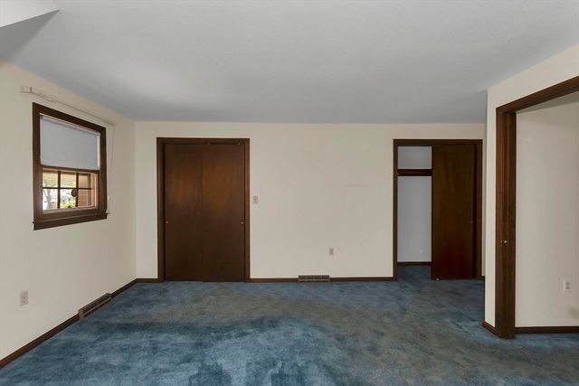 49 Country Club Hts, Monson, MA 01057
