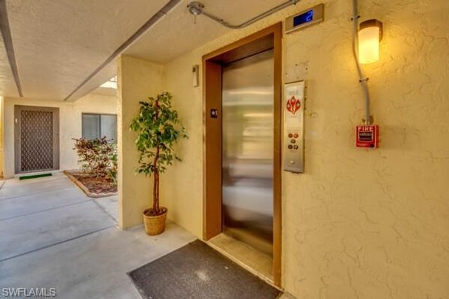 11110 Caravel CIR # 205, Fort Myers, FL 33908