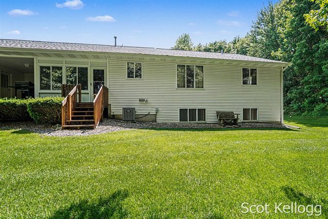 1923 Jack Pine Court, Dorr, MI 49323